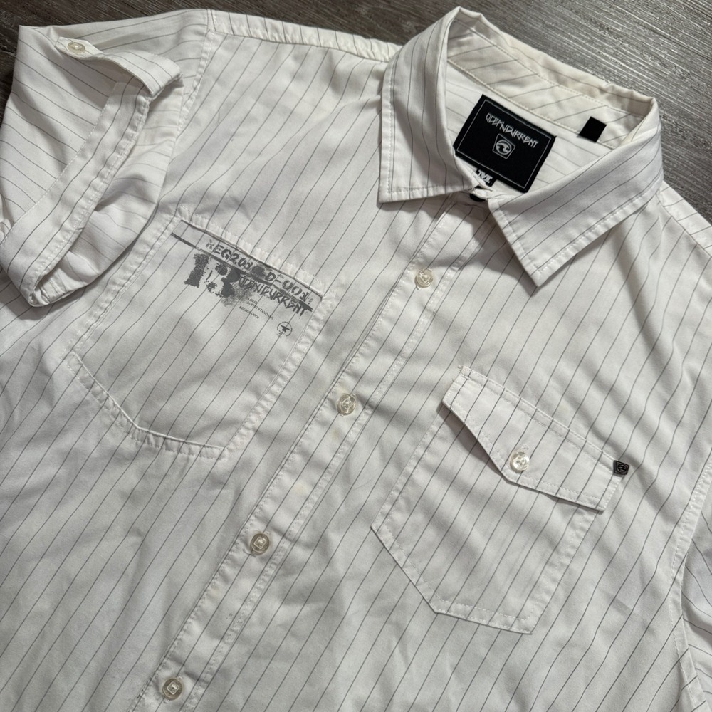 Ocean Current Shirt Mens M White Pinstripe Cotton Surf Skate Casual Grunge Y2K